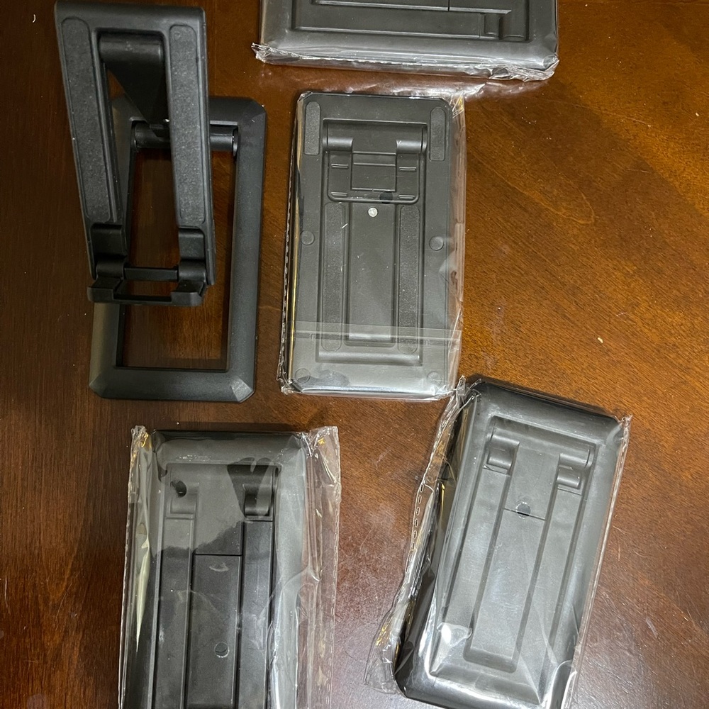 Phone holder - Picture 3 of 3